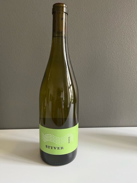 Styver hvidvin fra Vejrhøj vingård Nordsjælland